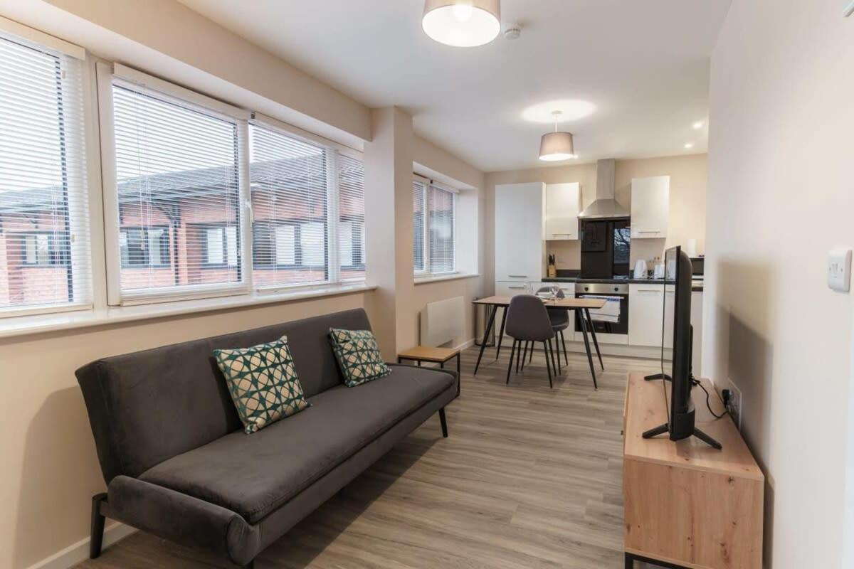 Fantastic 1 Bed Flat Manchester - Sleeps 3 Bagian luar foto